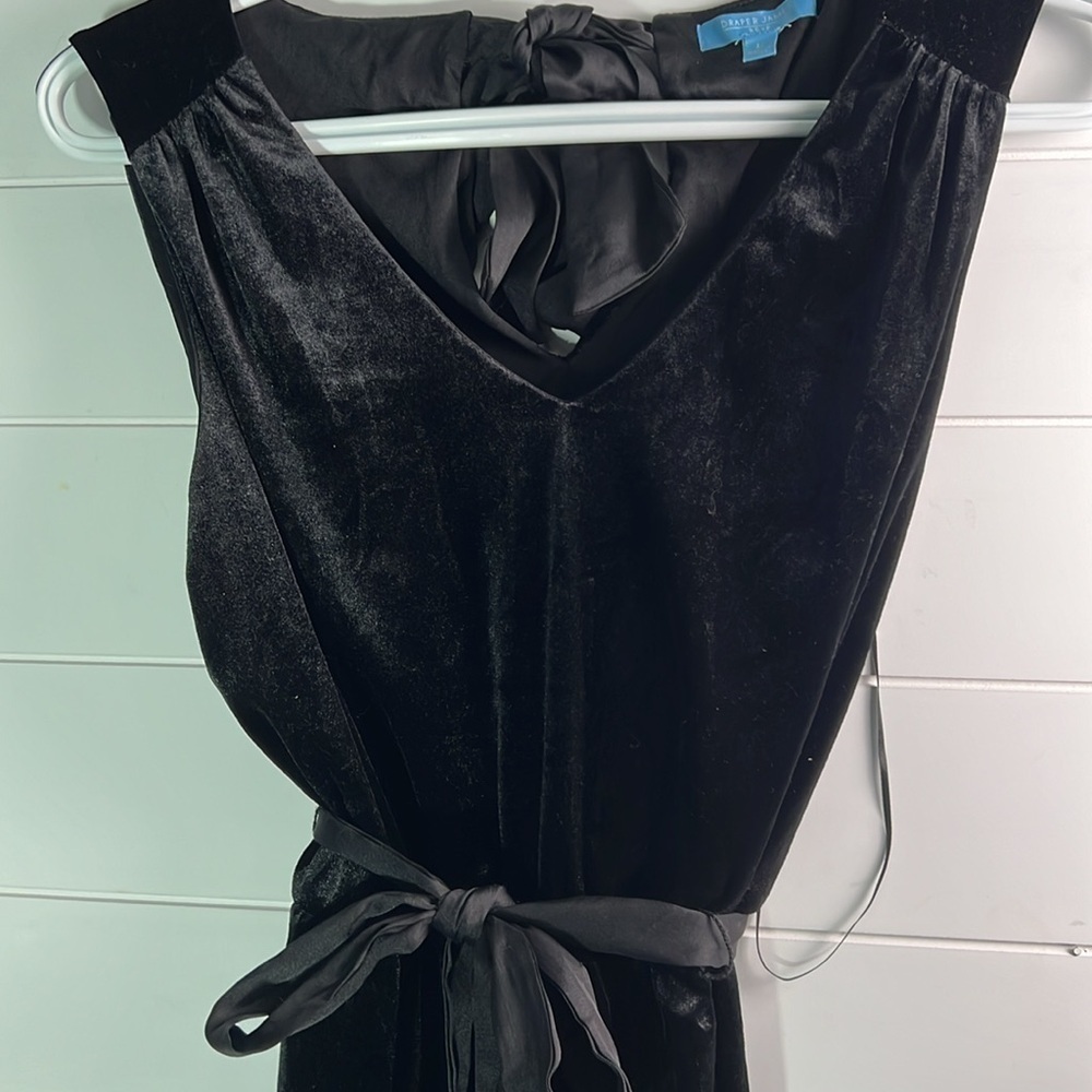 Draper James large velvet black dress. MN80 - Picture 3 of 6